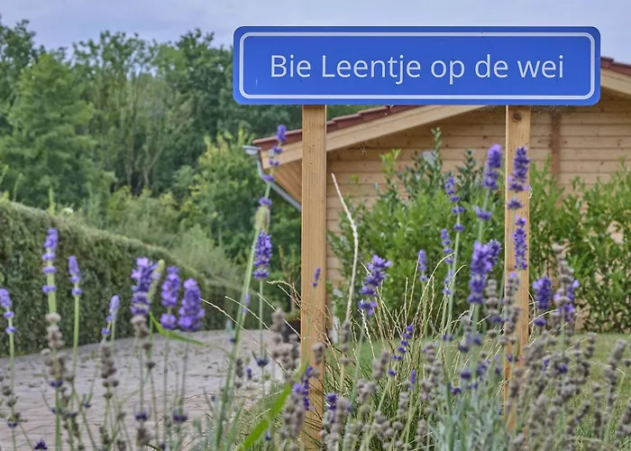 Casa de Férias Bie Leentje Op De Wei